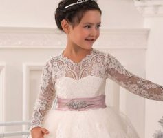 Vestidos de Dama de Honra: 17 Inspirações para Suas Princesas